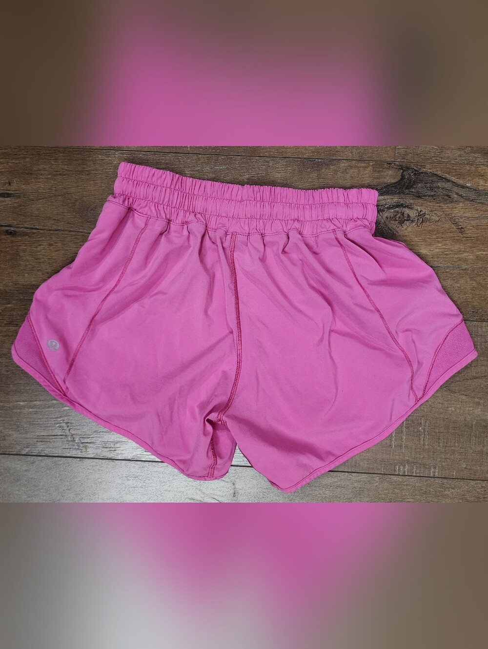 Lululemon Hotty Hot Short, Size 2?(see measurement)